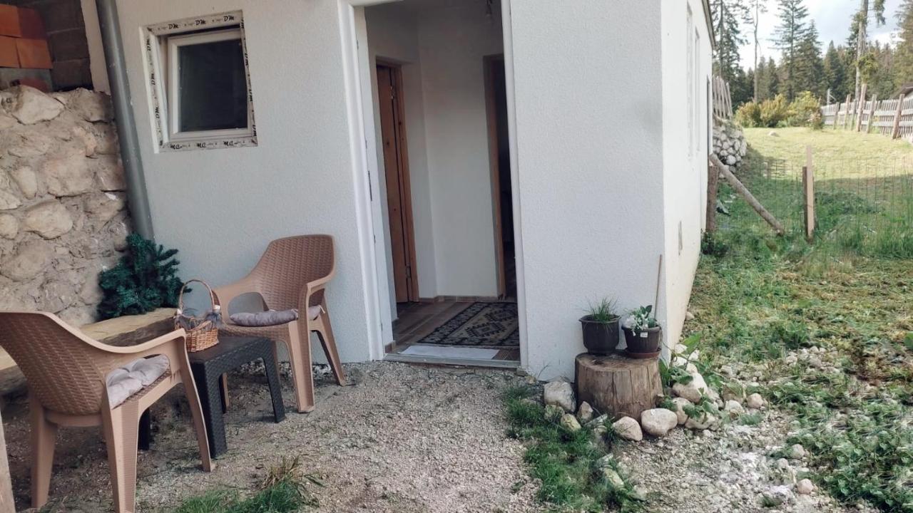 Janja Appartement Žabljak Buitenkant foto